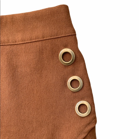 SHEIN Camel Tan Overlap Mini Skirt - Picture 3 of 6